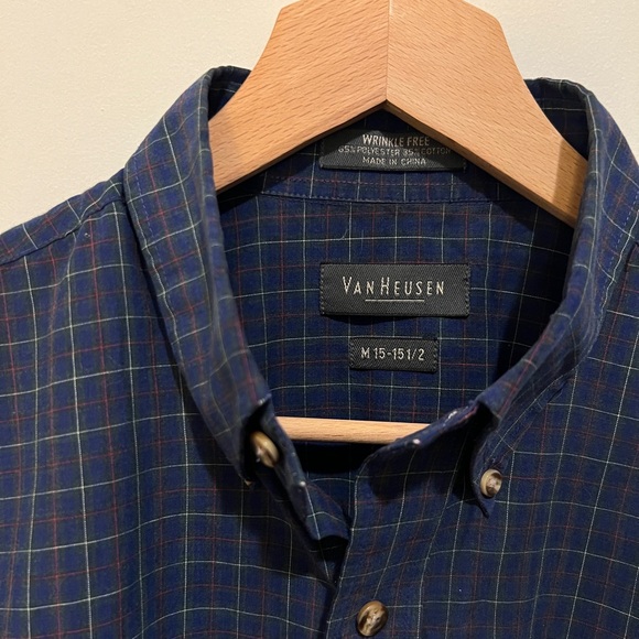 Van Heusen Short Sleeve Button Shirt - Picture 3 of 3